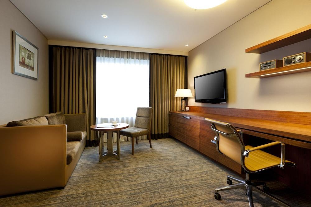 Novotel Ambassador Doksan Сеул Экстерьер фото