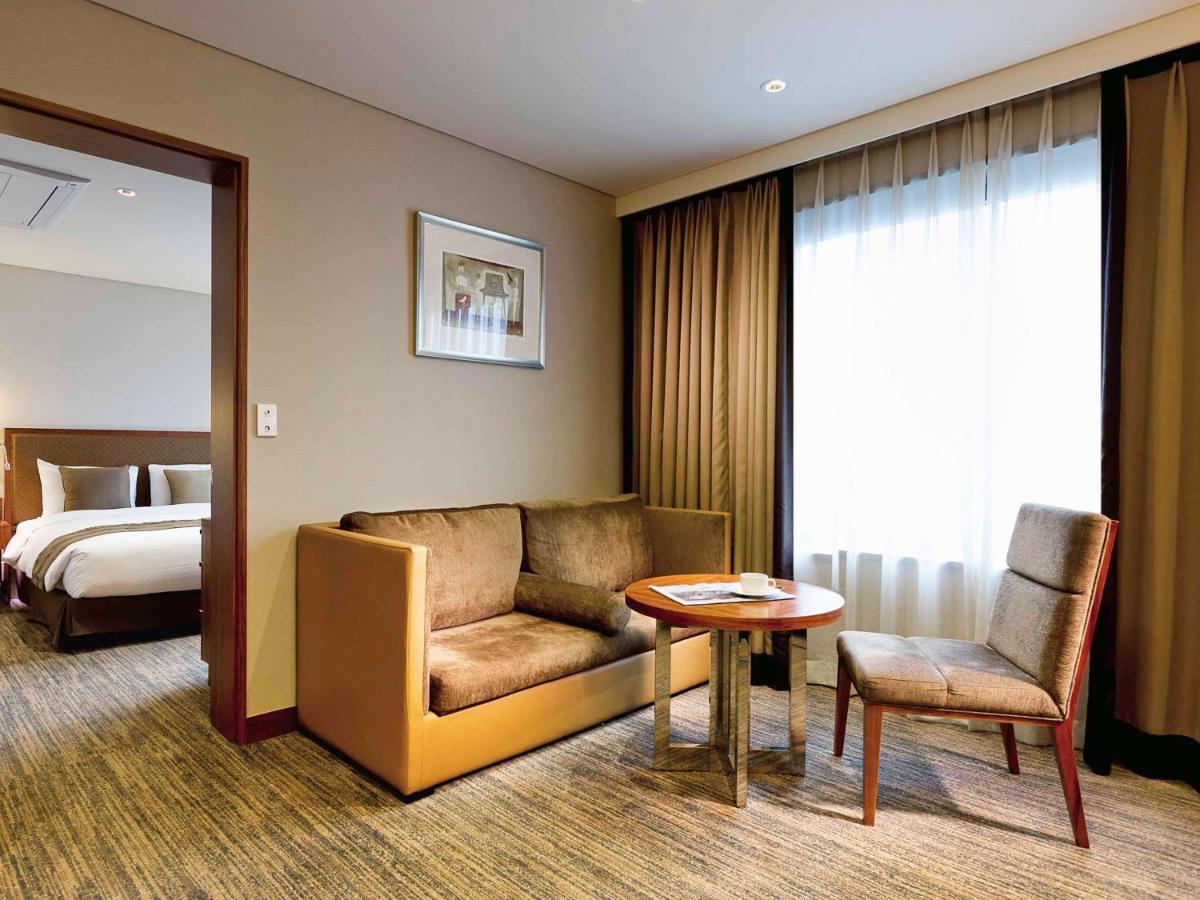 Novotel Ambassador Doksan Сеул Экстерьер фото