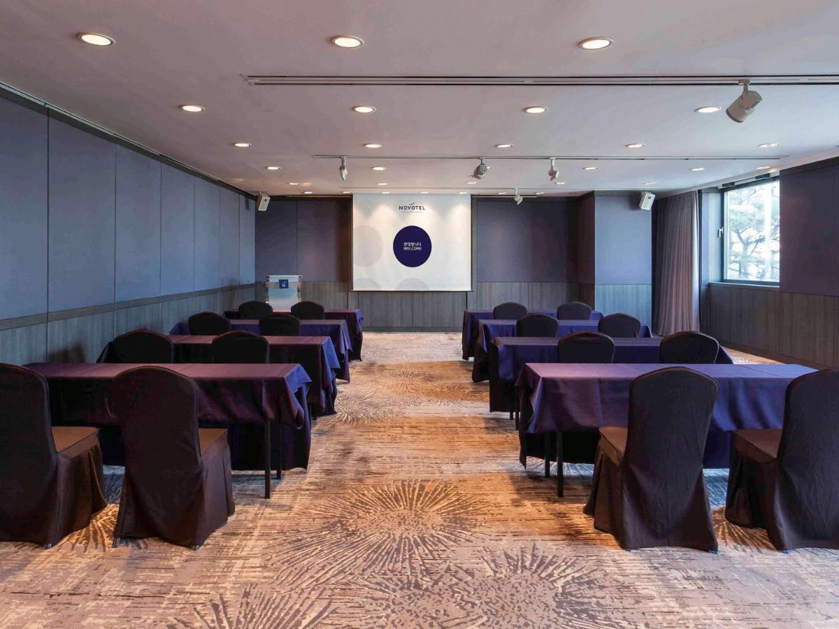 Novotel Ambassador Doksan Сеул Экстерьер фото