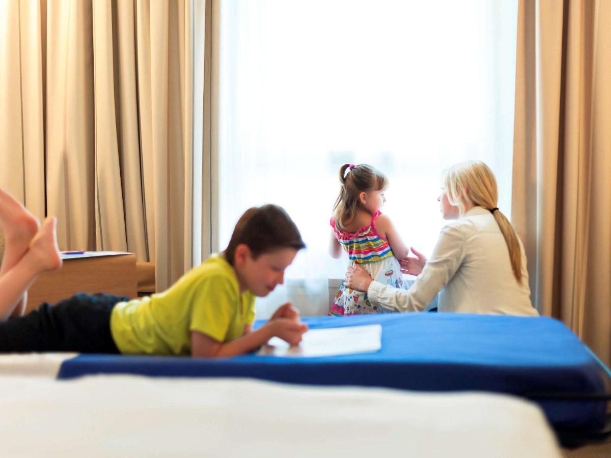 Novotel Ambassador Doksan Сеул Экстерьер фото